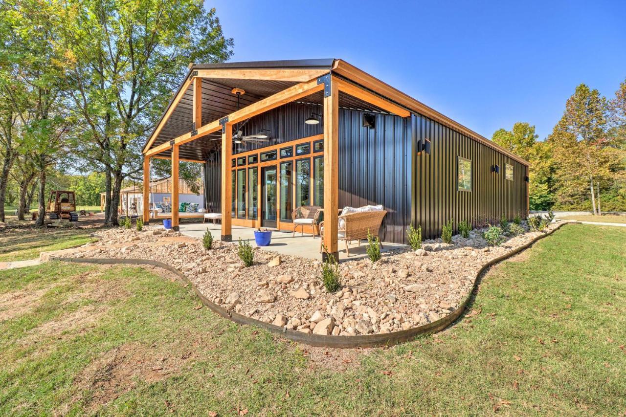 Modern Norfork House With Patio On White River! Luaran gambar
