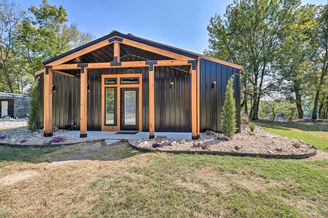 Modern Norfork House With Patio On White River! Luaran gambar